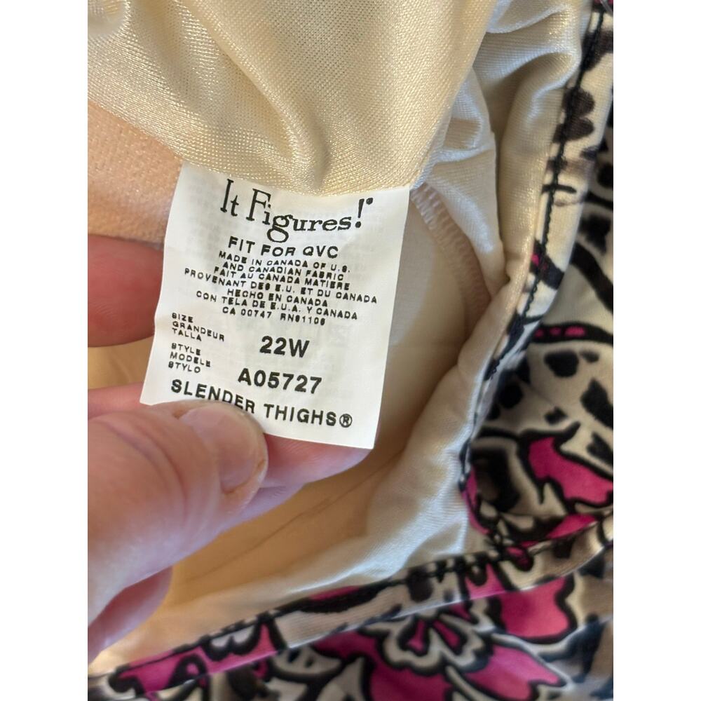 It Figures Slender Thighs Swimsuit 22W Leopard Floral Skirted One Piece NWT - Picture 2 of 10